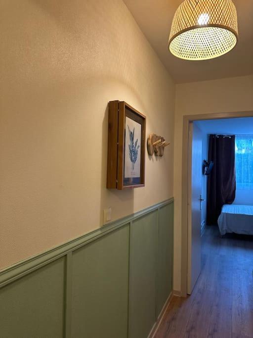 Avec Acces Et Apartment